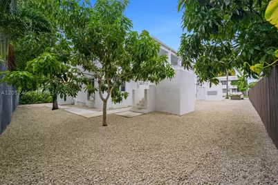 550 NE 82nd #5, Miami, FL 33138 - Photo 19