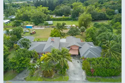 5400 Palm Tree, Plantation, FL 33317 - Photo 1