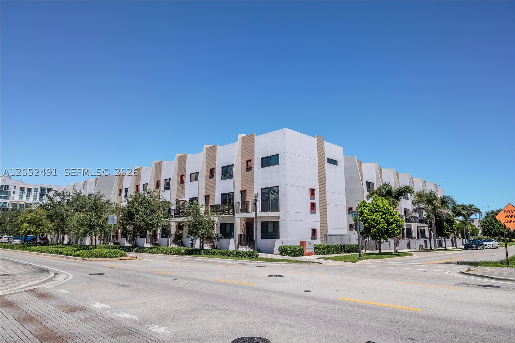 113 NE 6th #117 - 113 NE 6th #117, Fort Lauderdale, FL 33304 Luxury Property | Jose Angel Pina