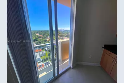 2425 SW 27th #1004, Miami, FL 33145 - Photo 23
