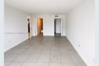 540 Brickell Key #1511, Miami, FL 33131 - Photo 7
