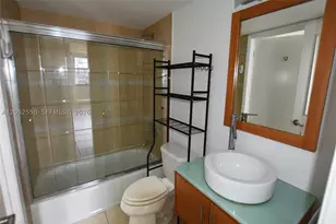 540 Brickell Key, Miami, FL 33131 - Photo 11