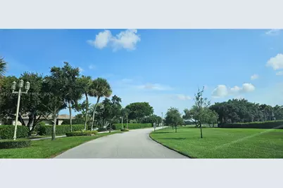 900 NW Greensward #111-G, Delray Beach, FL 33445 - Photo 5
