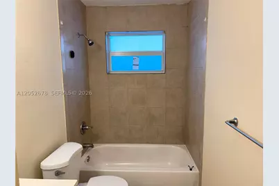 1200 NW 9th #B, Fort Lauderdale, FL 33311 - Photo 5