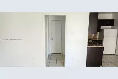 1333 NW 15th #10, Miami, FL 33125 - Photo 11