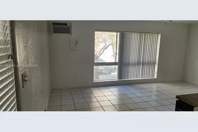 1333 NW 15th #10, Miami, FL 33125 - Photo 9