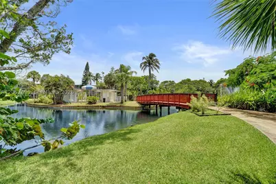777 SE 2nd #114, Deerfield Beach, FL 33441 - Photo 3
