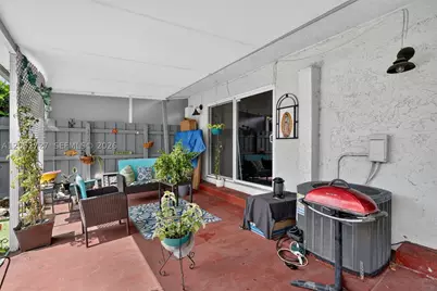 2377 N 37th, Hollywood, FL 33021 - Photo 33
