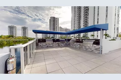 3625 N Country Club #PH2, Aventura, FL 33180 - Photo 31