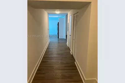 888 Biscayne #509, Miami, FL 33132 - Photo 15