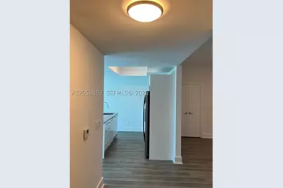 888 Biscayne #509, Miami, FL 33132 - Photo 13