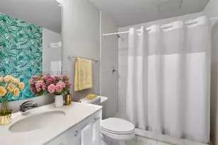 888 Biscayne, Miami, FL 33132 - Photo 9