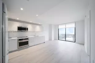 55 SW 9th, Miami, FL 33130 - Photo 3