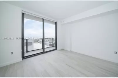 55 SW 9th #3207, Miami, FL 33130 - Photo 5