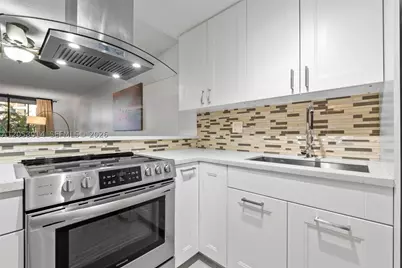 600 Three Islands #317, Hallandale, FL 33009 - Photo 5
