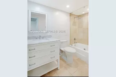 5101 Collins #14L, Miami Beach, FL 33140 - Photo 9