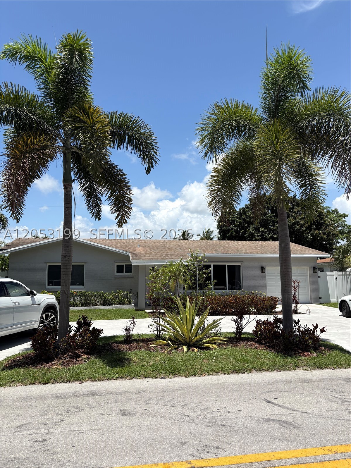 3397 NE 20th main architectural view