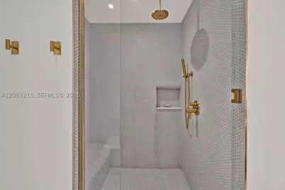 2678 Tigertail #1605, Miami, FL 33133 - Photo 13