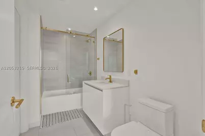 2678 Tigertail #1605, Miami, FL 33133 - Photo 15