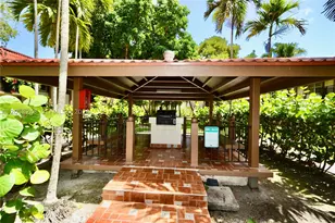 10447 SW 108th, Miami, FL 33176 - Photo 15