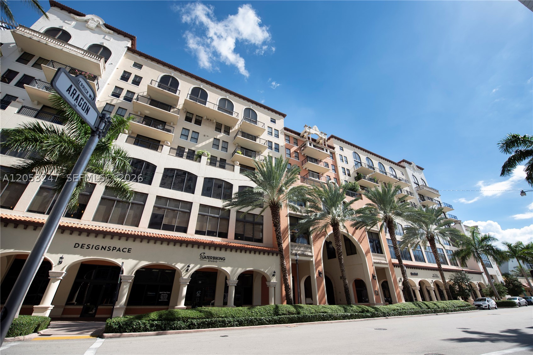 55 Merrick Wy #713 - 55 Merrick Wy #713, Coral Gables, FL 33134 Luxury Property | Jose Angel Pina