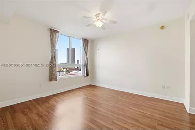90 SW 3rd #1409, Miami, FL 33130 - Photo 19