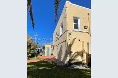 101 SE 2nd #2, Dania Beach, FL 33004 - Photo 1