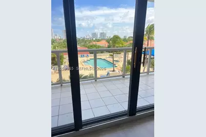 3600 Yacht Club #504, Aventura, FL 33180 - Photo 7