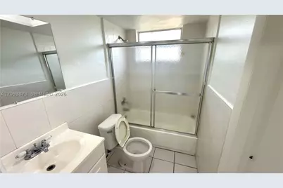 1370 NE 119th #137021, Miami, FL 33161 - Photo 11