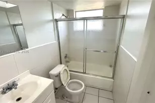 1370 NE 119th, Miami, FL 33161 - Photo 11