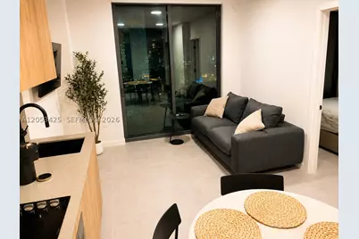 121 NE 5th #3411, Miami, FL 33132 - Photo 3