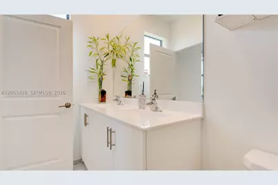 953 NE 211th, Miami, FL 33179 - Photo 27
