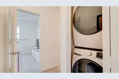953 NE 211th, Miami, FL 33179 - Photo 29