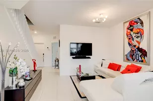 953 NE 211th, Miami, FL 33179 - Photo 5