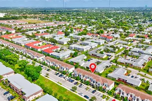 953 NE 211th, Miami, FL 33179 - Photo 43
