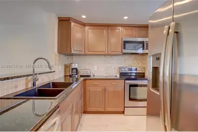 2212 NE 1st #101, Boynton Beach, FL 33435 - Photo 9