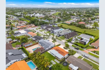 2900 SW 98th, Miami, FL 33165 - Photo 31