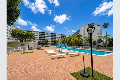 1750 NE 191st #605-1, Miami, FL 33179 - Photo 23