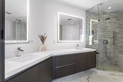 851 NE 1st #2308, Miami, FL 33132 - Photo 13