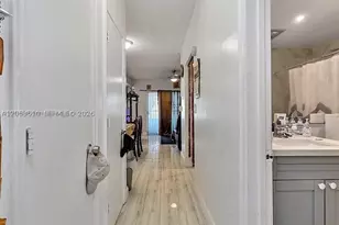 19000 NE 3rd, Miami, FL 33179 - Photo 13