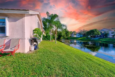 112 Caribe, Greenacres, FL 33413 - Photo 15