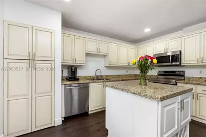 9153 Vineyard Lake, Plantation, FL 33324 - Photo 19