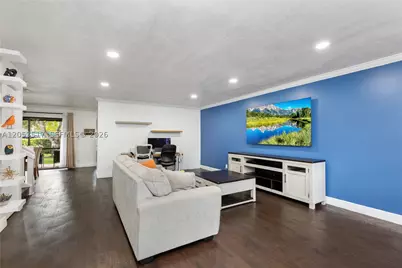 9153 Vineyard Lake, Plantation, FL 33324 - Photo 5