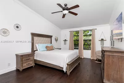 9153 Vineyard Lake, Plantation, FL 33324 - Photo 23