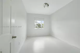 850 NW 168th, Pembroke Pines, FL 33028 - Photo 23