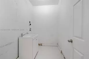 850 NW 168th, Pembroke Pines, FL 33028 - Photo 39