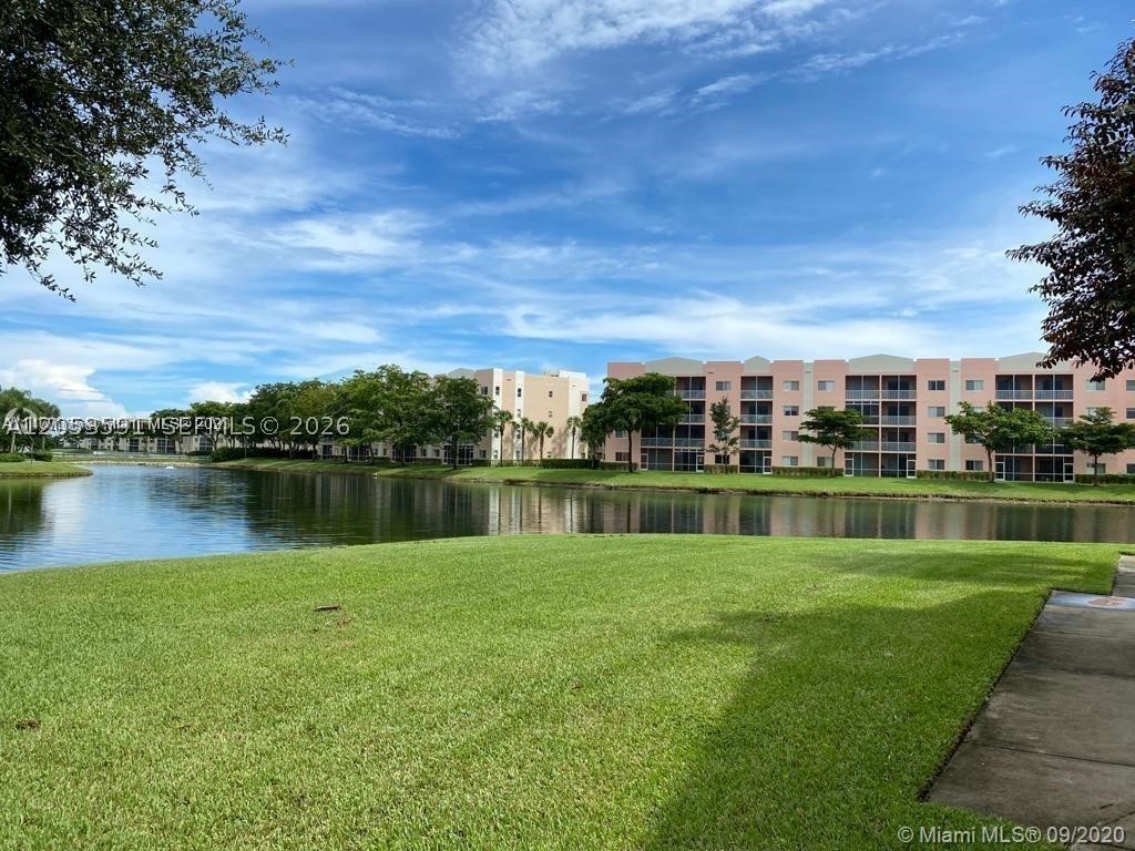 7980 N Nob Hill #102 - 7980 N Nob Hill #102, Tamarac, FL 33321 Luxury Property | Jose Angel Pina