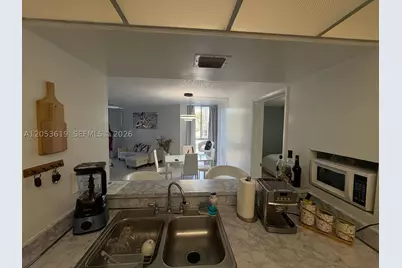 7035 NW 186th #D302, Hialeah, FL 33015 - Photo 7