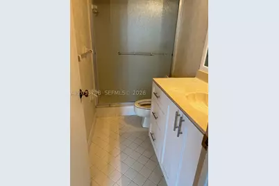 112 Lake Emerald #207, Oakland Park, FL 33309 - Photo 11