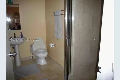 808 Brickell Key #606, Miami, FL 33131 - Photo 9